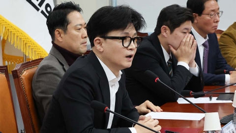 Han Dong-hoon's "silence" in the president's office over his "restraint of housekeeping" remarks...Yoon, pay attention to expressing his position