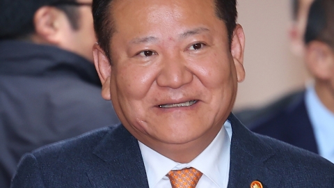 [Breaking News] Acceptance of Minister of Public Administration and Security Lee Sang-min