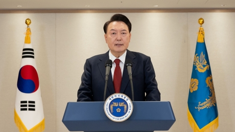 What is the issue of the 'civil war' law contained in President Yoon's statement?