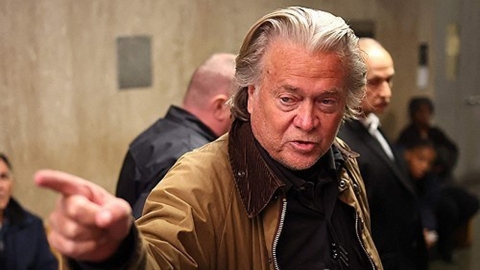 측근, 트럼프 3선 도전 가능성 시사..."2028년 대선 가능"