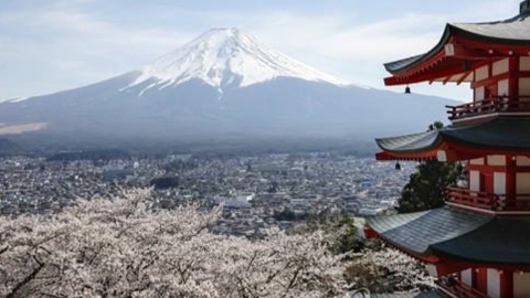 The daily Fuji Mountain hiking toll will be doubled next year...Tightening time regulations, too.