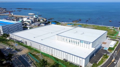 GS Engineering &amp; Construction Opens Korea's First Land Salmon Farm, Full-scale Operation