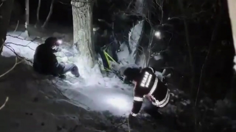 "Fall in the Cold"... the rescue of the hiker...Gangneung Gangmun Beach Fire