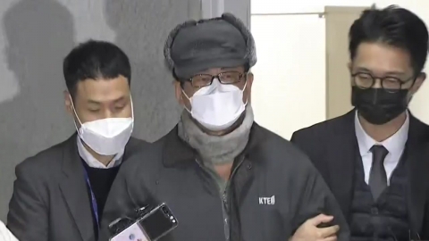 Former Intelligence Commander Roh Sang-won's Suspicion of Planning the martial law was sent to custody.