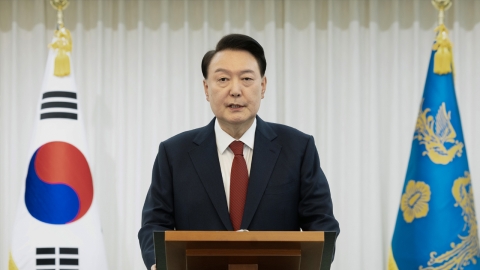 President Yoon's "reversal in a row"...The controversy brought about by his actions.