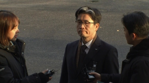 Director of Airborne, Oh Dong-woon, said, "President Yoon's arrest warrant will be executed until the 6th."