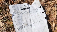 긴박했던 상황 그대로…2천 쪽짜리 매뉴얼 손으로 뜯은 기장 