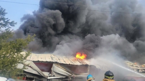 Food manufacturing plant in Chungju, North Chungcheong Province...Emergency evacuation of some 20 people.