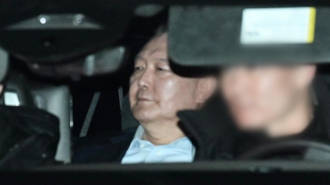 "Gathering Supporters" President Yoon is likely to continue message politics.