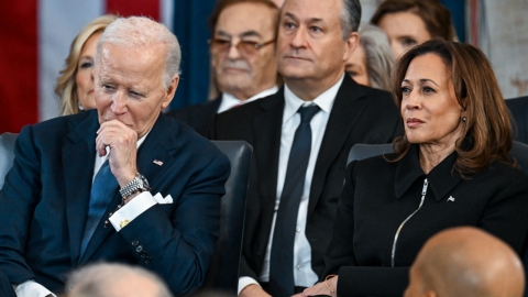 Going to congratulate Trump...Biden couldn't control his facial expression after being criticized in front of him [Now News]