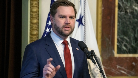 밴스 부통령 "휴가차 미국 와서 출산했다고 아이가 미국 시민 돼선 안돼"