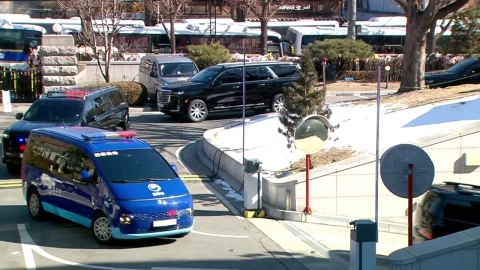  윤석열 대통령, 오후 12시 40분 헌법재판소 도착