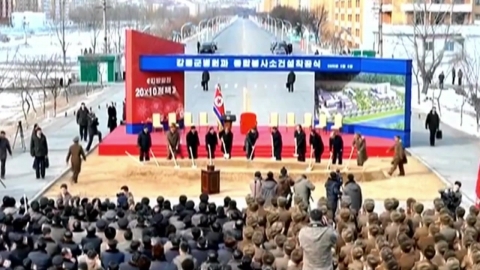 북, \'수복민\' 선전에 "병원도 20개씩"…효과는 \'글쎄\'