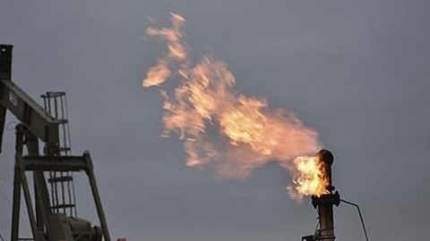 국제유가, 러 송유관 타격·증산 연기설에 0.6%↑