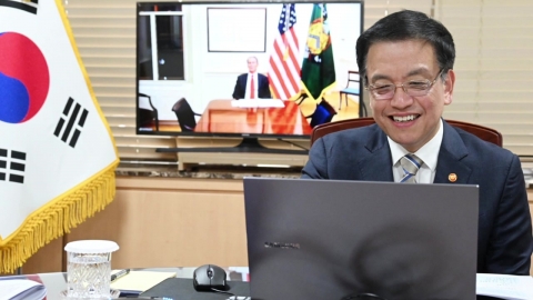  최상목 권한대행, 미국 재무장관 화상 면담...트럼프 행정부 전방위적 협력 본격 시작