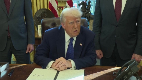  블룸버그 "미, 캐·멕 자동차 관세 한 달 유예"