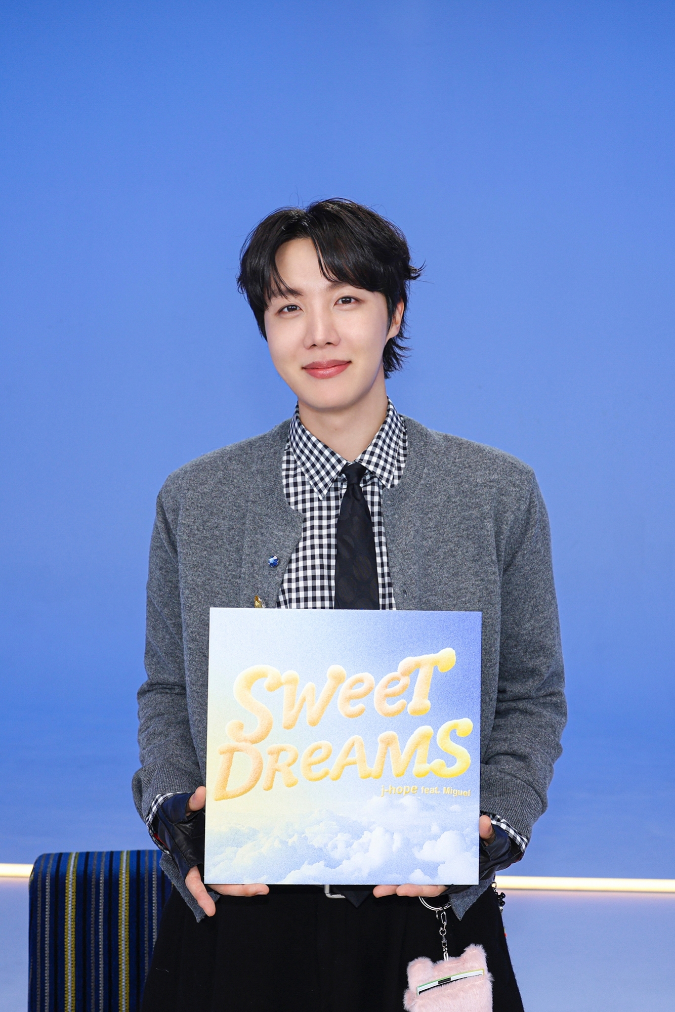 “듣자마자 확신 든 곡” BTS 제이홉, 오늘(7일) 'Sweet Dreams'로 컴백