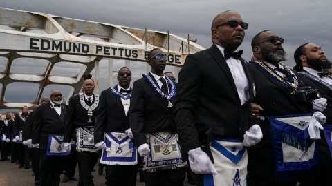 미 흑인 민권운동 상징 '셀마행진' 60주년..."트럼프, 시대 역행" 비판