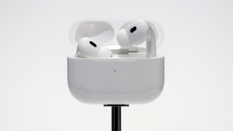 에어팟에 실시간 통역 기능 탑재...애플, 하반기 출시 예정