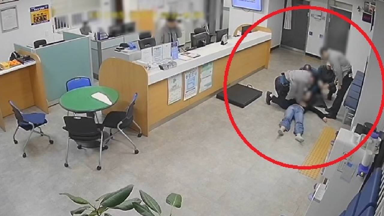 "딸이 숨을 안 쉬어요"…심정지 20대 살린 '기적의 1분'