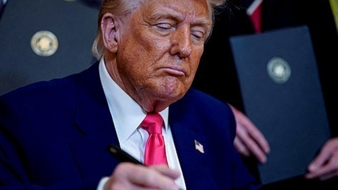 "'관세 타격' 미국 기업들, 트럼프 상대 소송 검토"