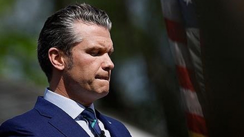 '기밀 유출' 논란 미 국방, 펜타곤에 분장실 만들어