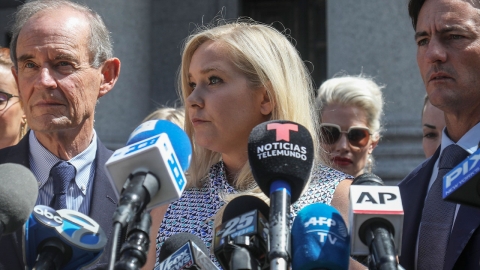 엡스타인·앤드루 왕자 성착취 폭로 여성 숨진 채 발견