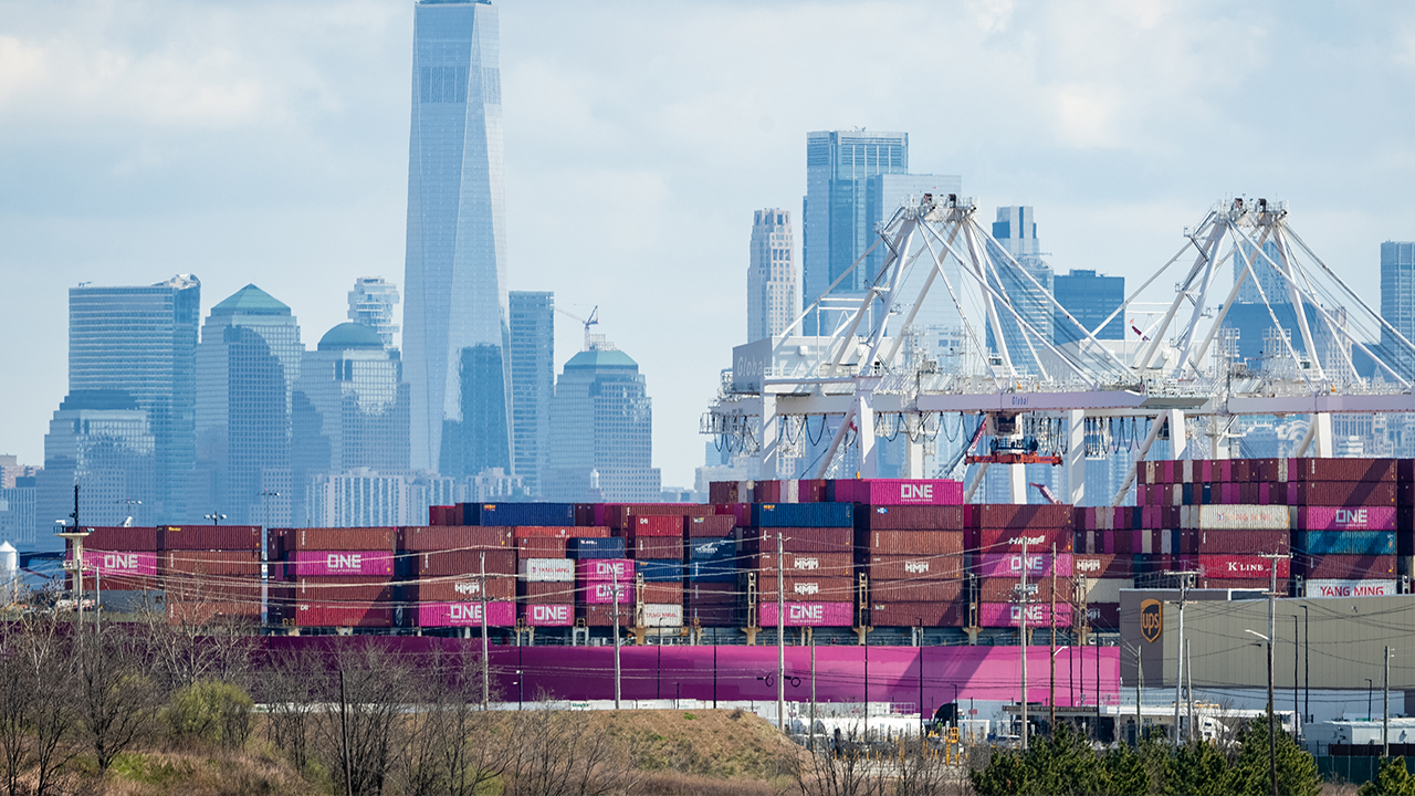 "미중 관세 전쟁으로 중국발 미국행 화물 45% 급감"