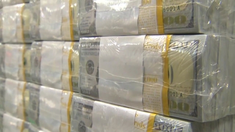  원-달러 환율 25.3원 급락...1,380원 출발