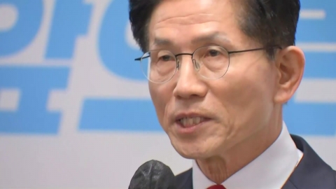  김문수, 직접 '대선후보 지위 인정' 가처분 신청