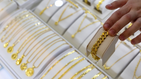 "카드 현금서비스로 금 사면 안 돼"...중국, '금 투자' 열풍에 제동