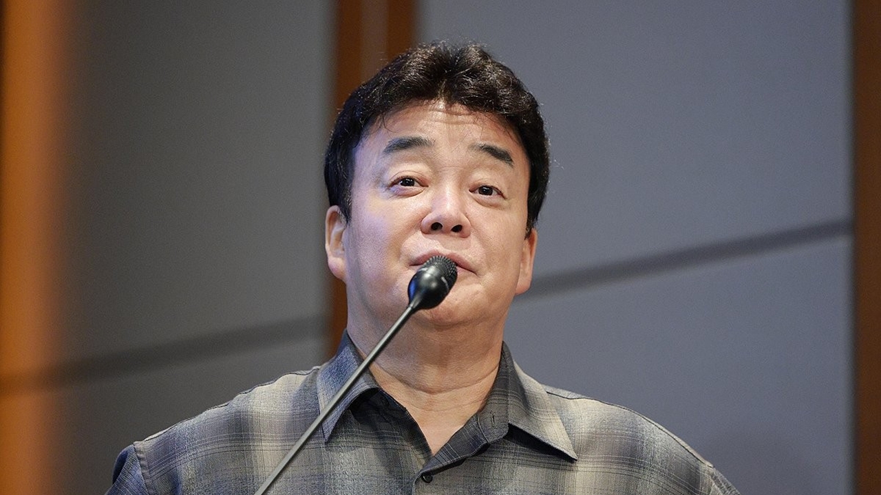 "집구석 백수, 민원 72건 인증한다"...백종원 겨냥한 '파묘' 열풍