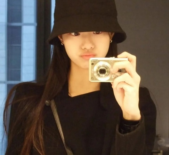 '르세라핌 탈퇴' 김가람, 학폭 논란 후 3년 만 근황