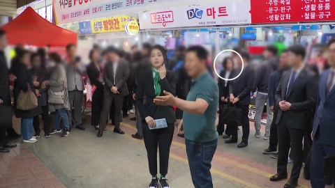 \'샤넬백\' 2개 김건희 최측근이 받아…검찰, 최종 전달 여부에 수사력 집중