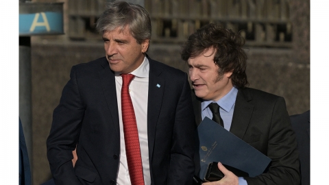 아르헨티나, 370조 원 규모 '침대 밑 달러' 유통책 발표