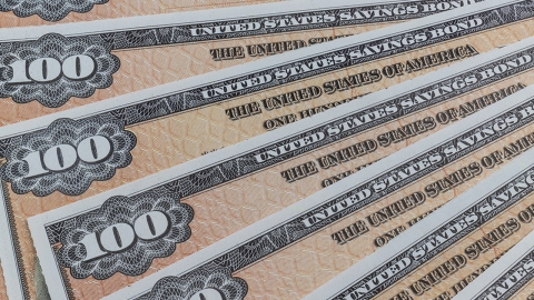 미 국채 수익률 심리 저항선 밑 하락...금값도 하락