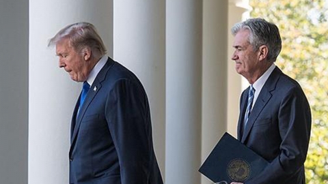 트럼프 만난 파월 "정치 고려 없이 통화 정책 결정"