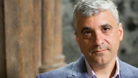 '베스트셀러 작가' 하버드대 레비츠키 교수 "트럼프의 외국 학생 차단, 북한에서나 하는 일"