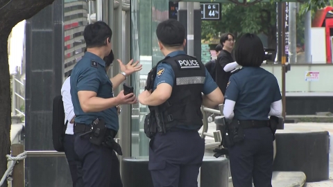 지하철 5호선 방화 피의자, 들것 실려 나오다 검거