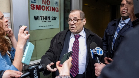 미 국토안보부, 뉴욕 의원 사무실에서 보좌관 수갑 채우고 이민 단속 항의 활동가 수색