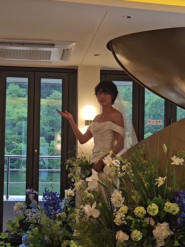 최여진, 7살 연상 돌싱 연인과 크루즈 결혼식…축가 조혜련