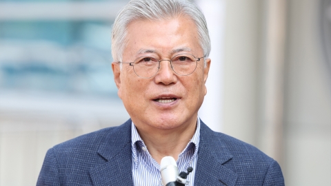 [속보] 문재인 "이재명 대통령 당선 축하…상식 복원·국민 통합 기대"