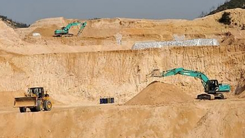 미국 자동차 업계 "중국 희토류 통제로 공장 멈춰설 수도"