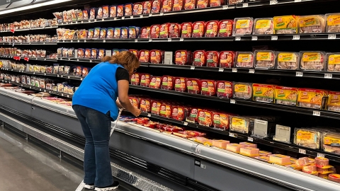 관세로 5월 미국 서비스업 위축...투입 물가는 급등