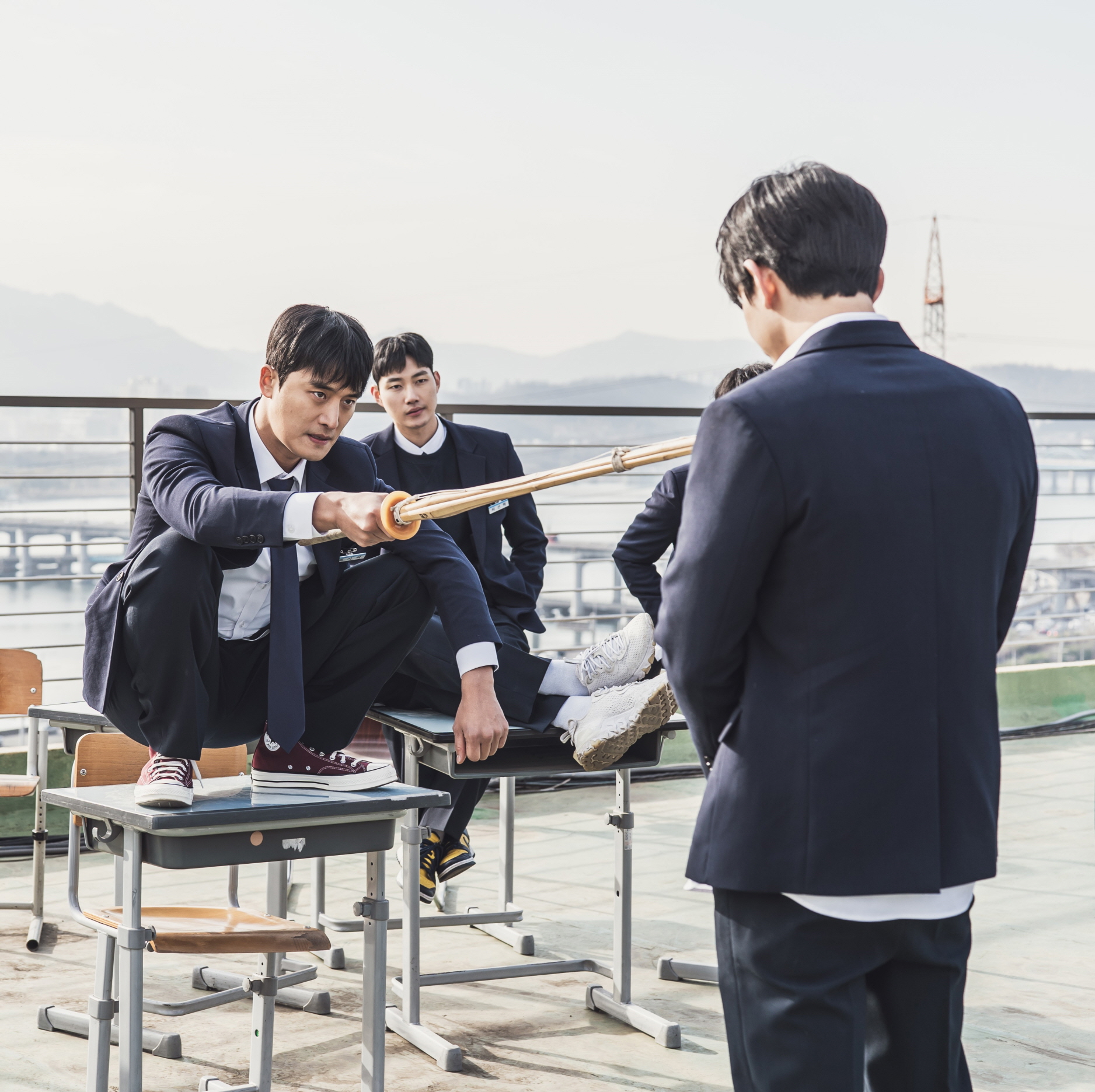 'ONE' 이세호, 죽도 든 빌런…현실감 넘치는 악역 연기로 눈도장