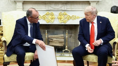 메르츠, 트럼프 '독일 혈통' 공략...트럼프 "러·우크라 싸우게 나둬야"