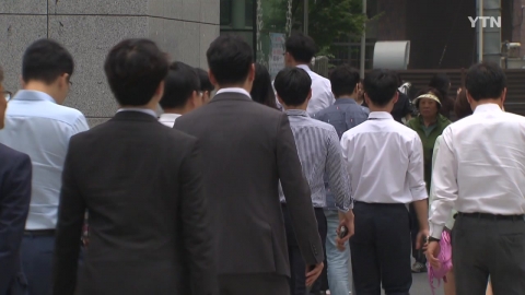 \'육아휴직 아빠\'도 대기업 쏠림…양극화 개선될까