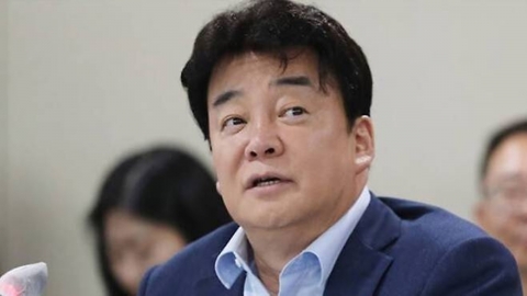 더본코리아, 백종원 단독 대표 체제 전환…강석원 대표 사임