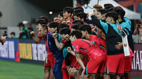 예선 최종전 대승…11회 연속 진출 축하 \'WE대한\'