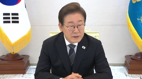 이 대통령, 재계총수 만나 "경제 핵심은 기업"